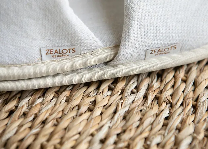 Phosalos Hotel apartamentowy Aegiali