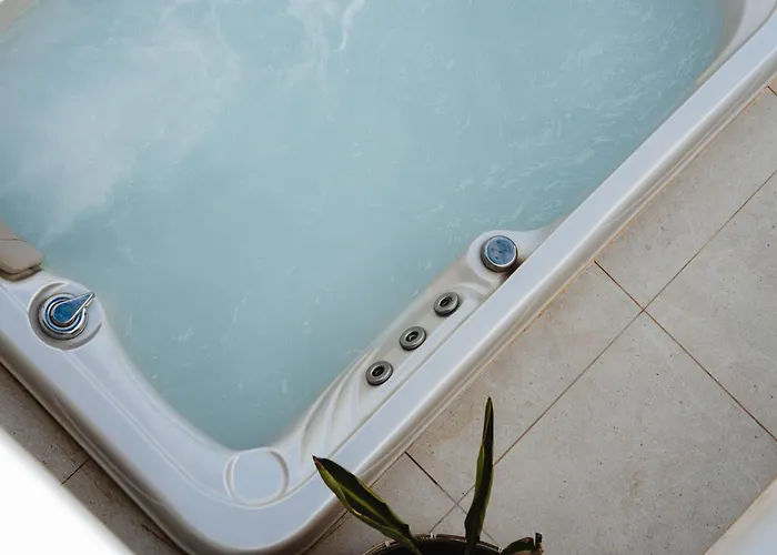 Phosalos Lägenhetshotell